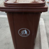台州路桥贵盟工厂供应垃圾桶四面加强筋可挂车240升的塑料垃圾桶